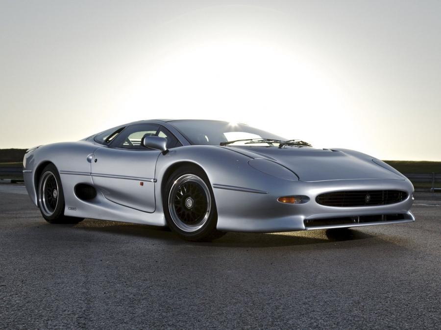  Jaguar XJ220 Pre-Production Test Car 1990 года  (фото 5 из 7)